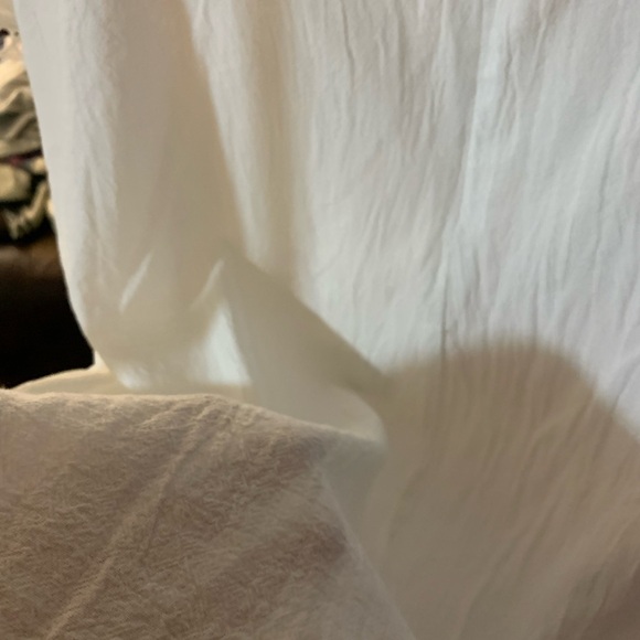 Handmade Posh Linen Blouse - Picture 7 of 7